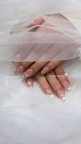 ネイル セルフホワイトニング エクシア 岡山駅前店所属・Sana ⭐︎のネイルデザイン