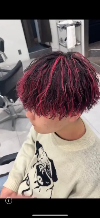 ショート カラー パーマ メンズ 鶴田 来夢のヘアスタイル