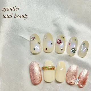 ネイル grantier beautyのネイルデザイン