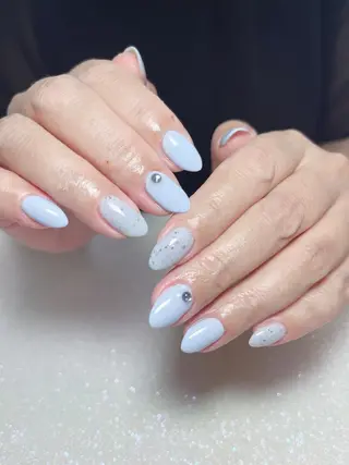 ネイル Flowerネイルサロン所属・. yukiのネイルデザイン