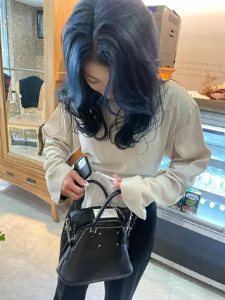 ミディアム カラー suvvy hairsalonのヘアスタイル