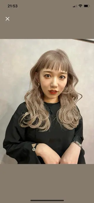 セミロング ハイトーン/デザイン honokaのヘアスタイル