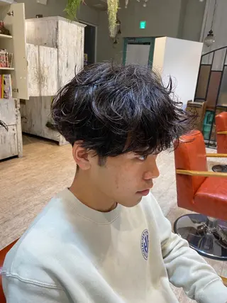 メンズ DieHare所属・林 紅葉のヘアスタイル