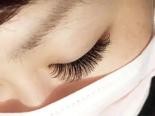 マツエク・マツパ mari .のマツエク・マツパデザイン