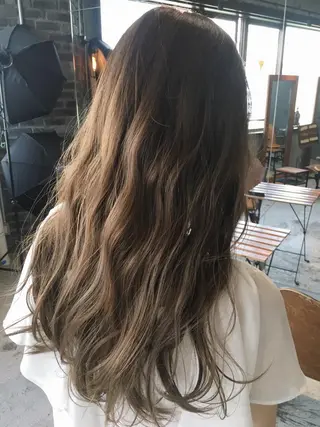 ロング カラー 代表 中島貴志のヘアスタイル