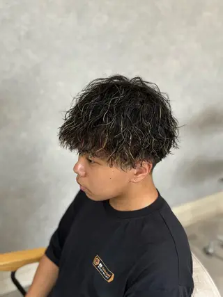 ショート パーマ メンズ 長谷川 湧のヘアスタイル