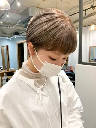 ショート カラー ブリーチなしカラー 🌿脇黒丸 彩のヘアスタイル