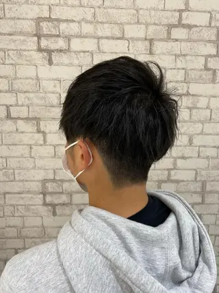 ショート ヘアアレンジ メンズ ブリーチなし艶カラー 東家のヘアスタイル