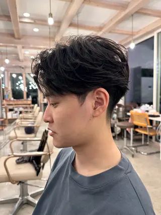 メンズ and c所属・NISHI （ニシ）のヘアスタイル