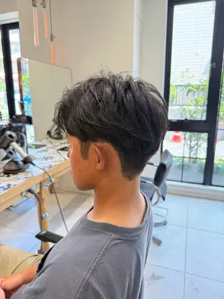 ショート メンズ 艶カラー/縮毛矯正 🫧terukaのヘアスタイル