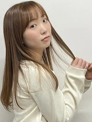 ロング ブルーム yukiのヘアスタイル