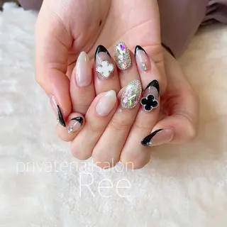 ネイル 知花 梨花のネイルデザイン