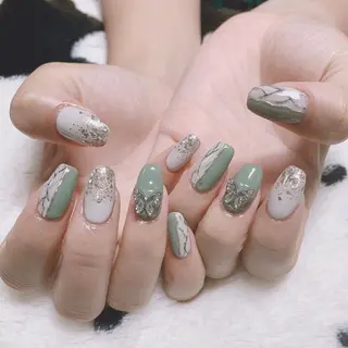 ネイル 💅ネイルハウス🏡 🎀TOMO🎀のネイルデザイン