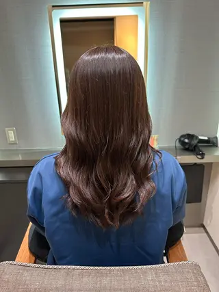 セミロング 大人美人:髪質改善 ✂︎YUGOのヘアスタイル