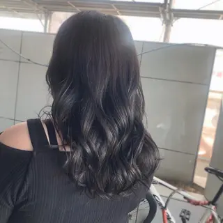 セミロング カラー 山崎 絵莉香のヘアスタイル