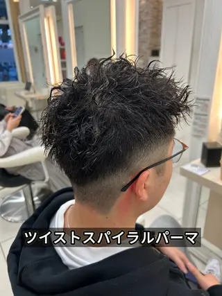 ショート カラー パーマ メンズ 髪質改善/艶カラー/ メンズパーマ/鈴木のヘアスタイル