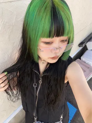 ロング カラー 松本 晴琉のヘアスタイル