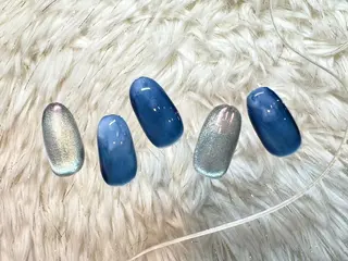 ネイル 【尾下】 ロイヤル•セラピストのネイルデザイン