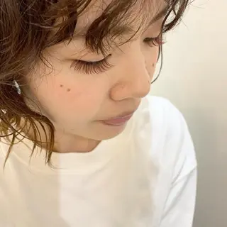 マツエク・マツパ H e l l a所属・まつげパーマ／眉毛 H e l l aの眉毛・アイブロウイメージ