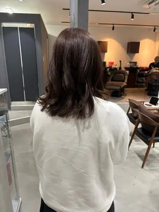 ミディアム カラー Graph./ oraのヘアスタイル