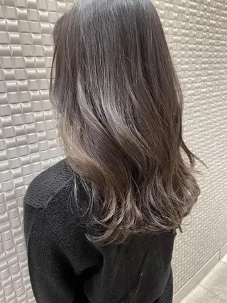 ミディアム カラー シャドールーツ美容師 篠原康太のヘアスタイル