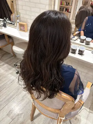 ロング パーマ abilita HIRARIのヘアスタイル