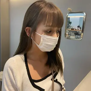 セミロング 林 優花のヘアスタイル