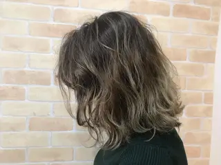 カラー ハイトーンカラー RYUのヘアスタイル