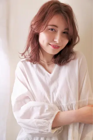 セミロング カラー さかい なつみのヘアスタイル