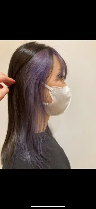 ミディアム レナーク イスト ひとみのヘアスタイル