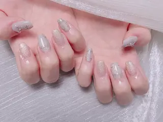 ネイル KARI ネイルサロンのネイルデザイン