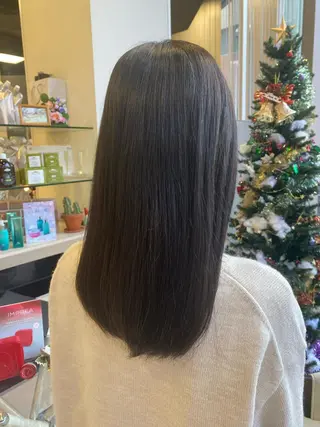 セミロング 🩰 艶髪美髪 shiori🫧のヘアスタイル