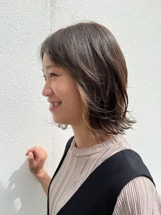 ミディアム カラー 松岡 アユミ  berryのマツエク・マツパデザイン