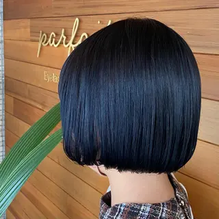 ショート 透明感カラー 【問屋町】moe🪿のヘアスタイル