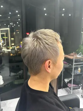 ショート カラー メンズ CS made by SHACHU 栄所属・山田 瑛司のヘアスタイル