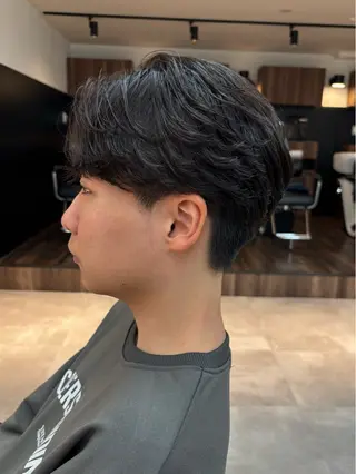 パーマ メンズ フェザーパーマ/韓国 /メンズカット保立のヘアスタイル