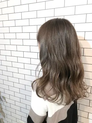 ミディアム カラー THREE所属・THREE 関根大のヘアスタイル