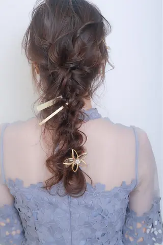 ロング ヘアアレンジ 伊藤 裕貴のヘアスタイル