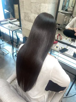 ロング ‎髪質改善/美髪矯正 mitsuki‎のヘアスタイル
