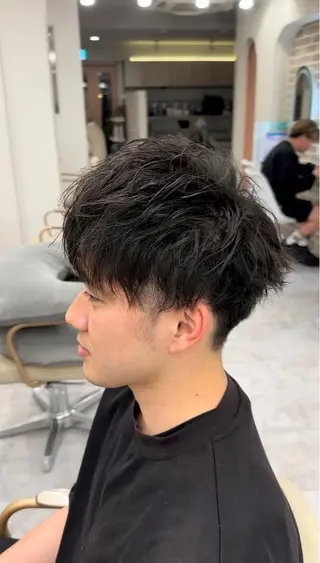 ショート ボブ、レイヤー、 ハイトーン、古淵のヘアスタイル