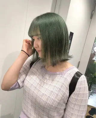 ショート カラー ヘアアレンジ HIMENO🫧 stylist🤍のヘアスタイル