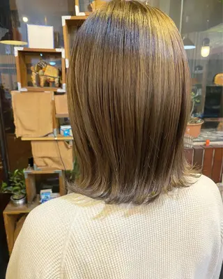 ミディアム カラー 玉木 育実のヘアスタイル