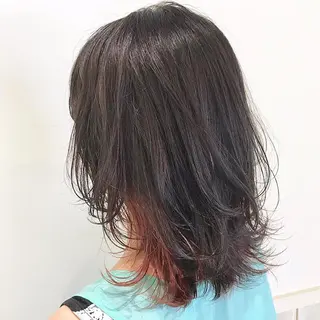 ミディアム カラー スナコザワ レナのヘアスタイル