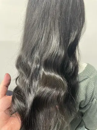 ロング カラー 🦋韓国風カラー🦋 こうせい原宿のヘアスタイル