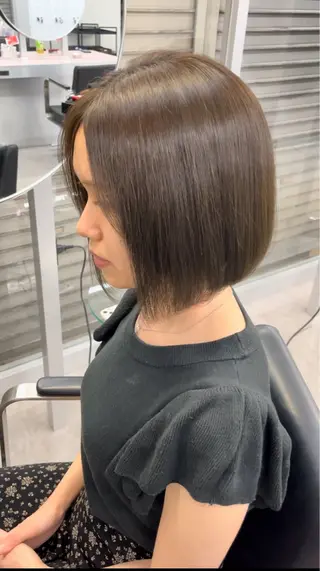 ショート 奥野碧🌈艶髪 /ダメージレスカラーのヘアスタイル