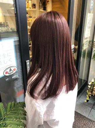ロング カラー 細沼 葵のヘアスタイル