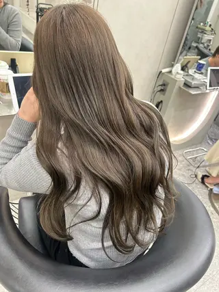 セミロング カラー ヘアアレンジ fumika🎀 韓国ヘア×ベージュのヘアスタイル