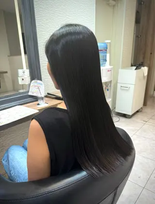 ロング カラー さら艶ストレート 🩶Suzuneのヘアスタイル