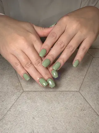 ネイル 三輪 彩美春のネイルデザイン