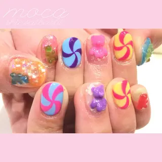 ネイル gotoday新宿店所属・鈴木 ゆいのネイルデザイン